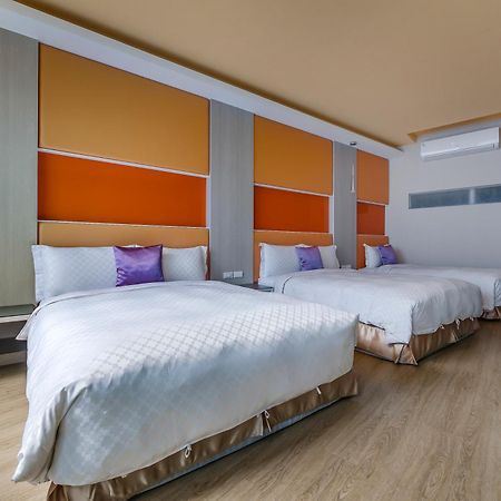 Pacific Inn Кендин Екстериор снимка